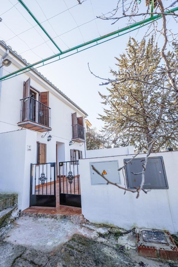 Fantastica Casa De 3 Bedroom Y 3 Banos - Casa De Relax- Montefrío Extérieur photo